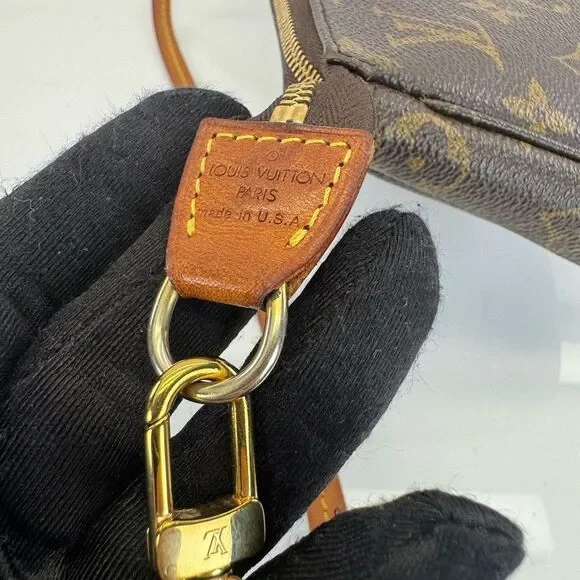 Louis Vuitton Brown Monogram Pochette Accessories Women's Bag - Picture 10 of 14